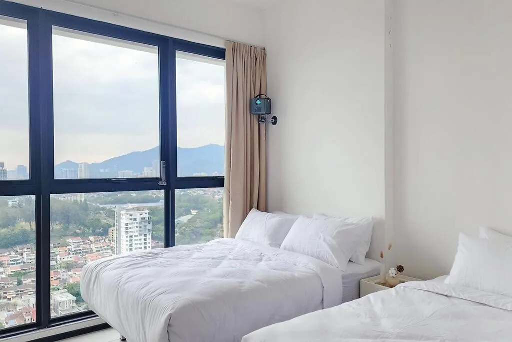 Homecinema With Seaview, 8Pax, Urban Suites By Pg Home 乔治敦 0*,  马来西亚