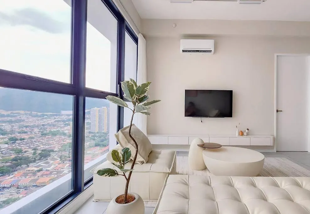 Homecinema With Seaview, 8Pax, Urban Suites By Pg Home 乔治敦 公寓