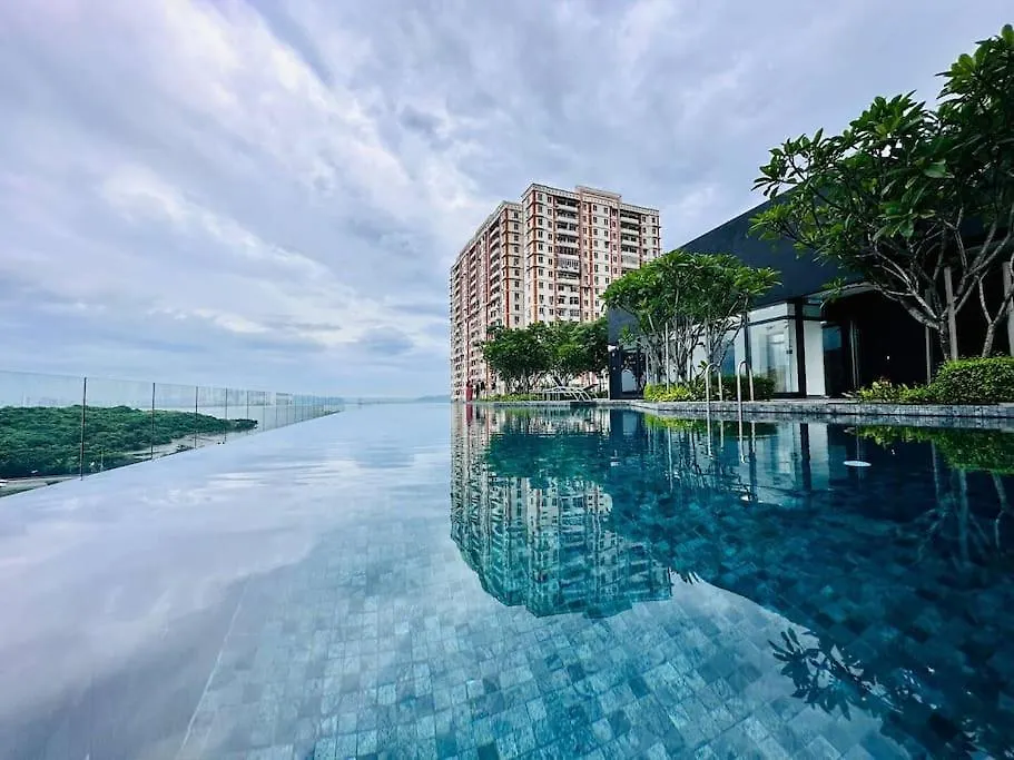 Homecinema With Seaview, 8Pax, Urban Suites By Pg Home 乔治敦 0*,